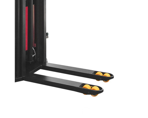 Самоходный штабелер PROLIFT SDK 1645