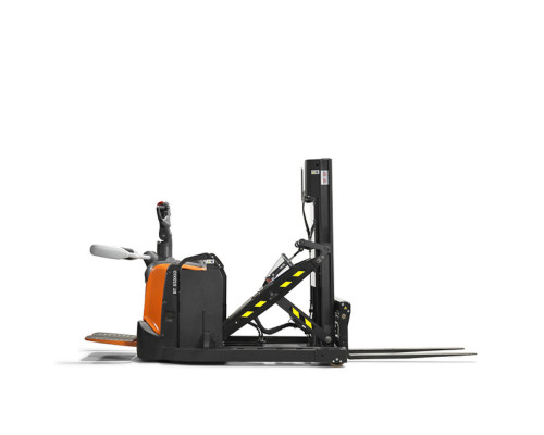 Электрический штабелер Toyota SPE120XR (Взрывозащитное исполнение)