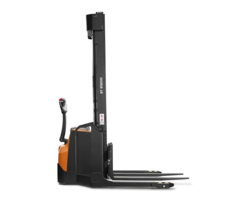 Электрический штабелер Toyota SWE140 (Исполнение для рыбной промышленности)