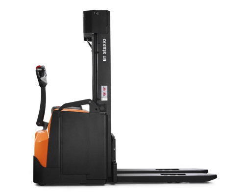 Электрический штабелер Toyota SWE145L