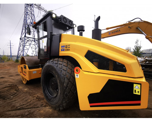 Грунтовый каток XGMA 614H