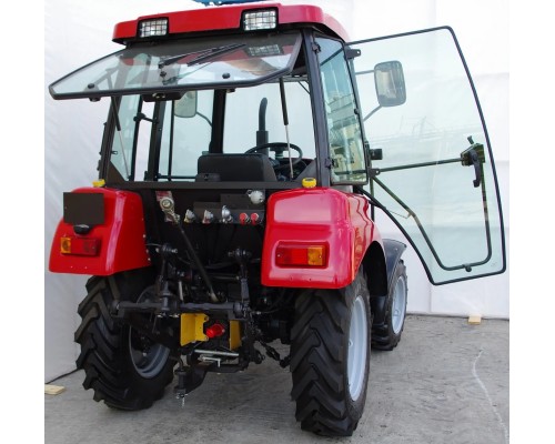 Трактор BELARUS-320.5