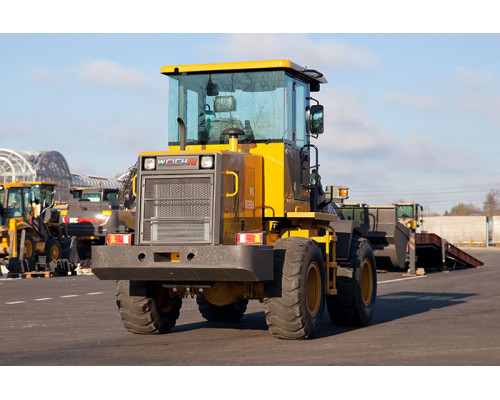 Фронтальный погрузчик WL820H