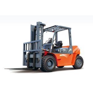 Дизельный автопогрузчик HELI CPCD70G (7 т)